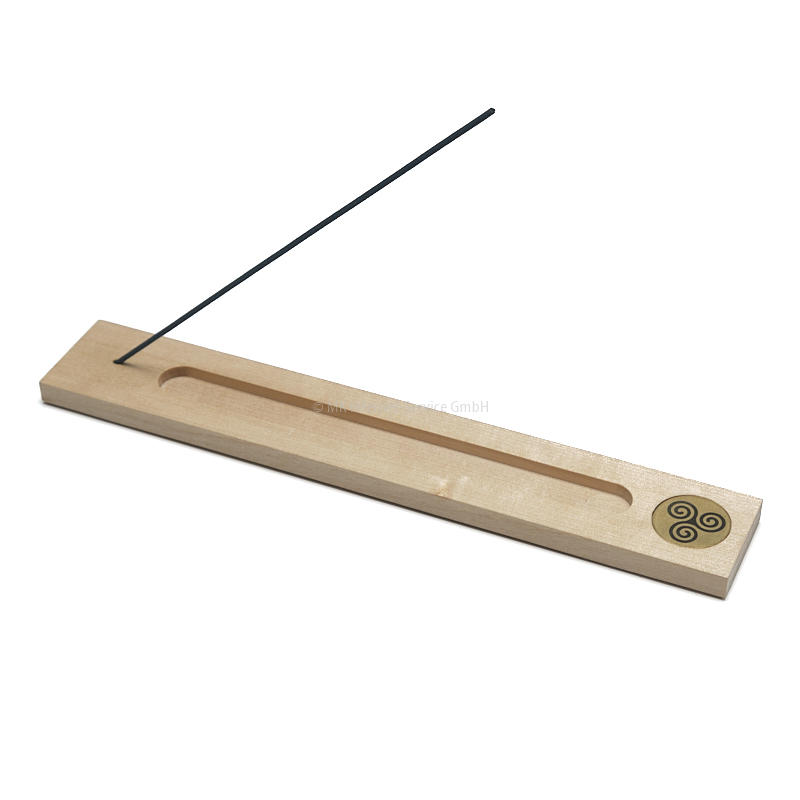 Räucherstäbchenhalter aus Esche mit Messing-Gravur Triskel