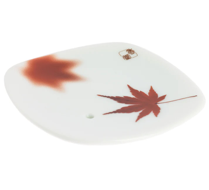 Yume No Yume japanischer Räucherstäbchenhalter Ahornblatt von Nippon Kodo