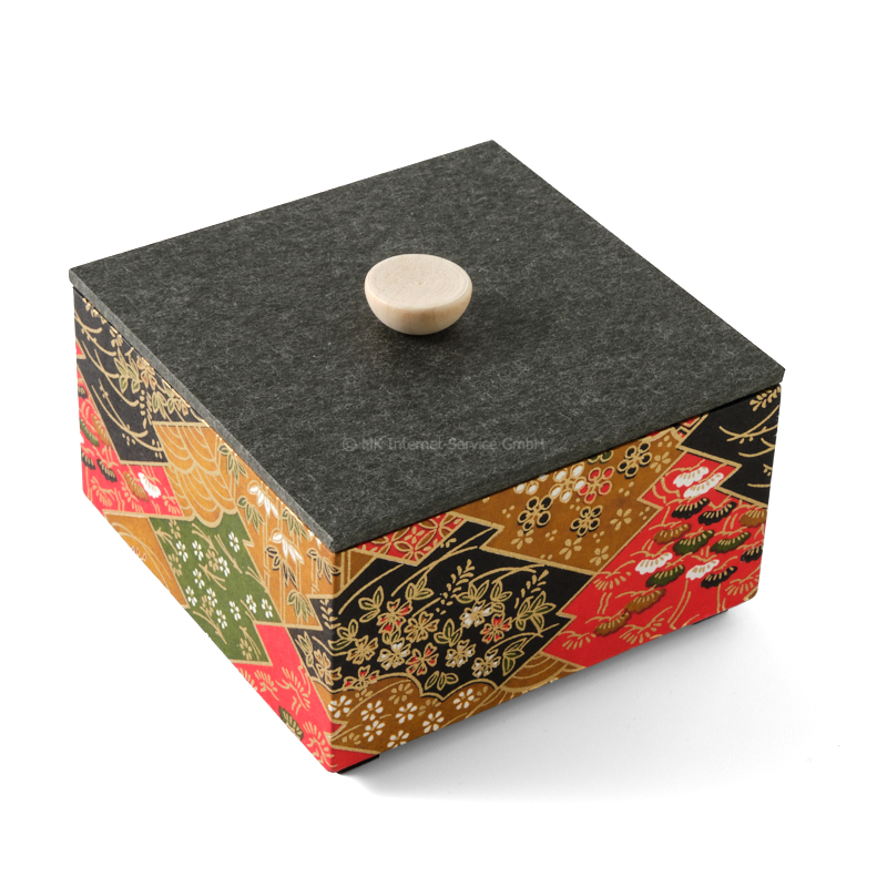 Chiyogami-Box "Japanische Landschaft auf rot"  - Aufbewahrungsbox, Schmuckbox, Geschenkbox