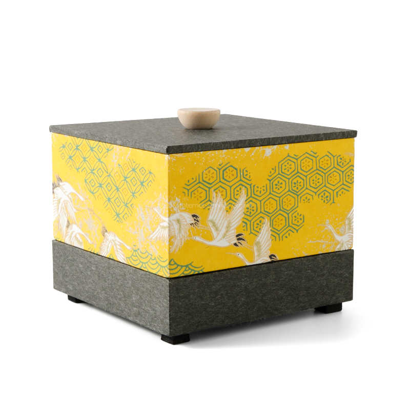 Chiyogami-Box "Kranichflug" - Aufbewahrungsbox, Schmuckbox, Geschenkbox
