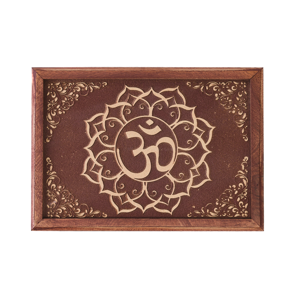 Tarotbox mit graviertem OM-Symbol