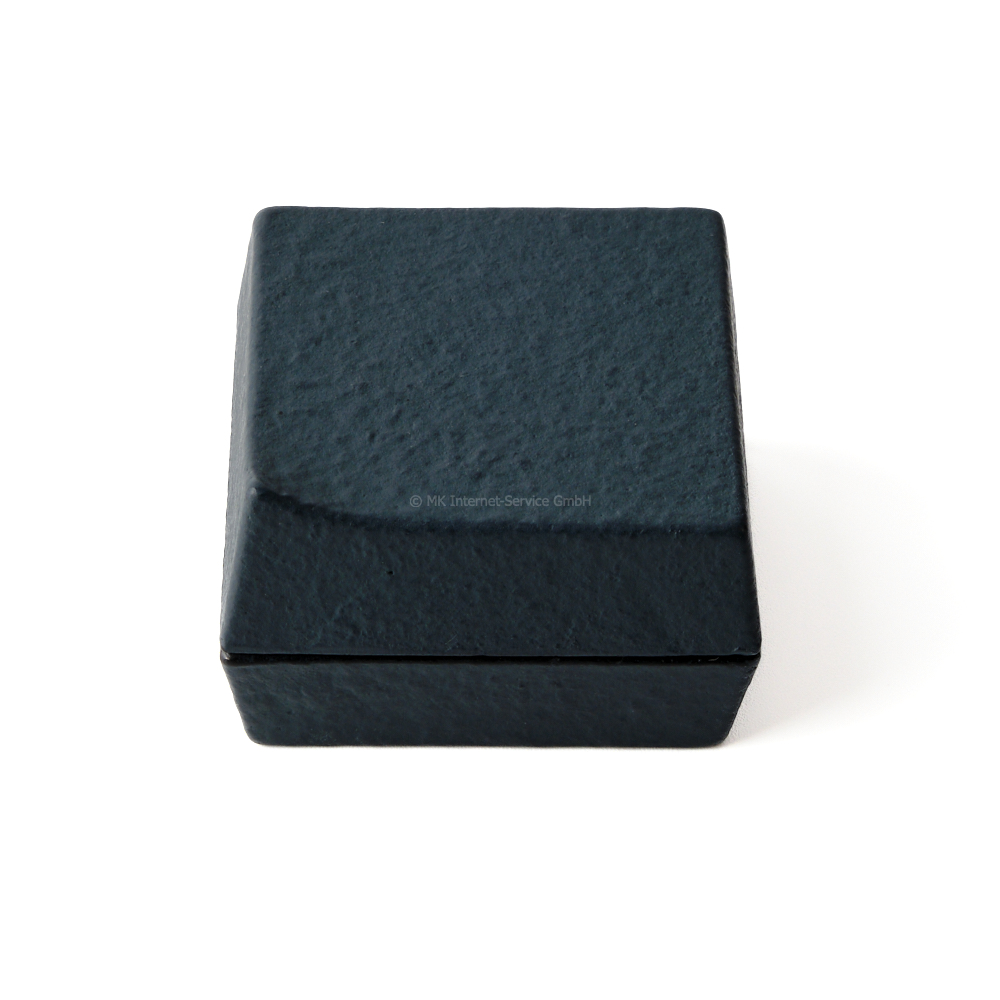 Japanische Incense Box Shihoh aus Gusseisen für Räucherkegel